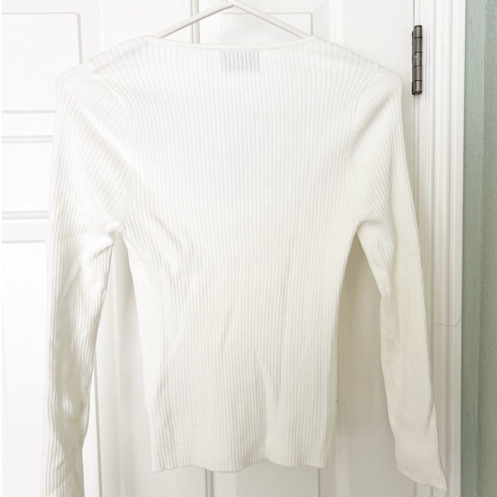 Old Navy Women’s White Ribbed Long-Sleeve Top - Size Small (NWT) - Picture 2 of 6